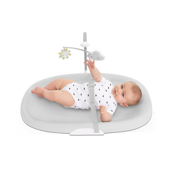 Skip hop wipe clean changing pad - Picture 4 of 10